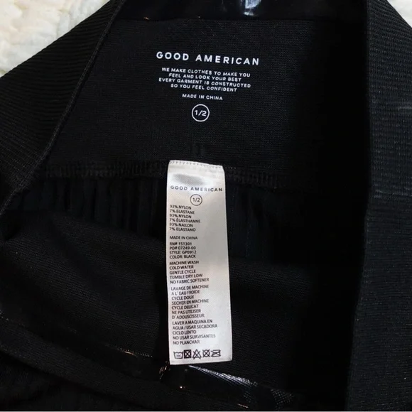 GOOD AMERICAN LEGGINGS WIDE RIB SHINE CLEAN SEAMLESS NWT BLACK - Picture 6 of 8